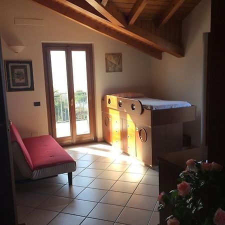 Ferienwohnung Apartment Laveno-Mombello Zewnętrze zdjęcie
