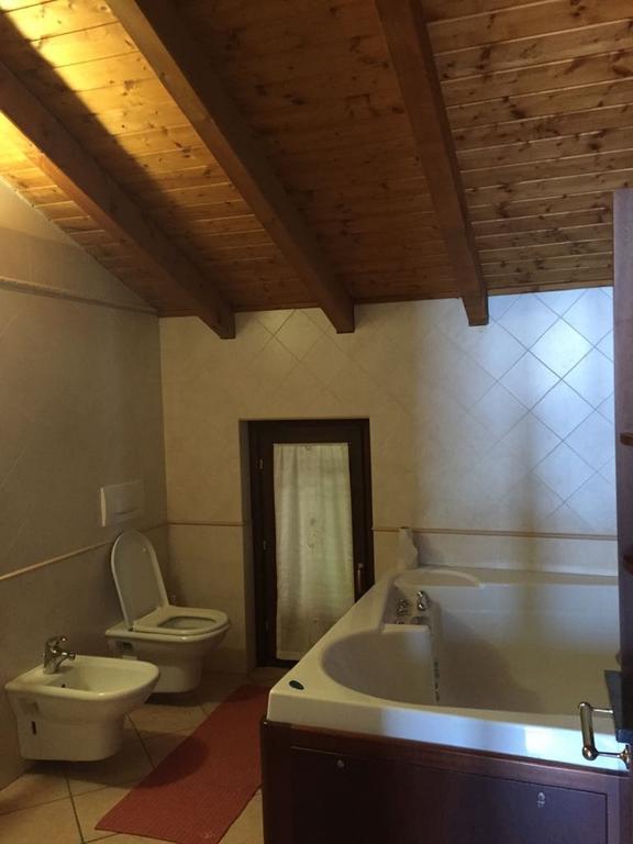 Ferienwohnung Apartment Laveno-Mombello Zewnętrze zdjęcie